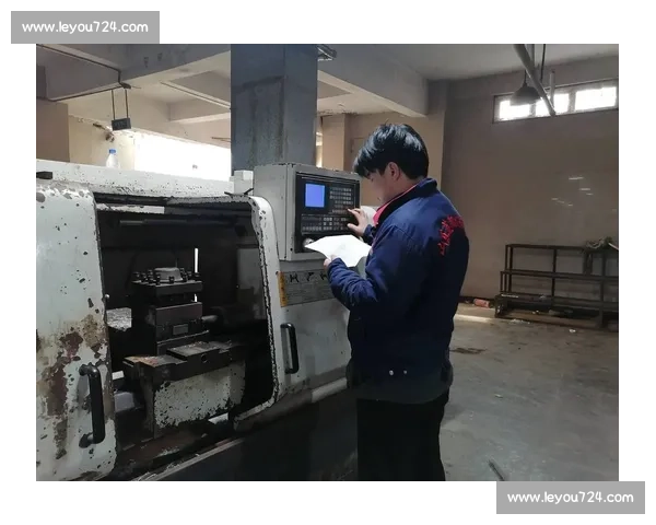 钳工技能大赛展示匠心独具 精湛技艺与创新设计的完美结合